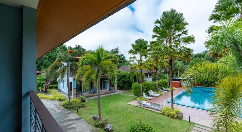 Image of Pool View Room with Balcony 6