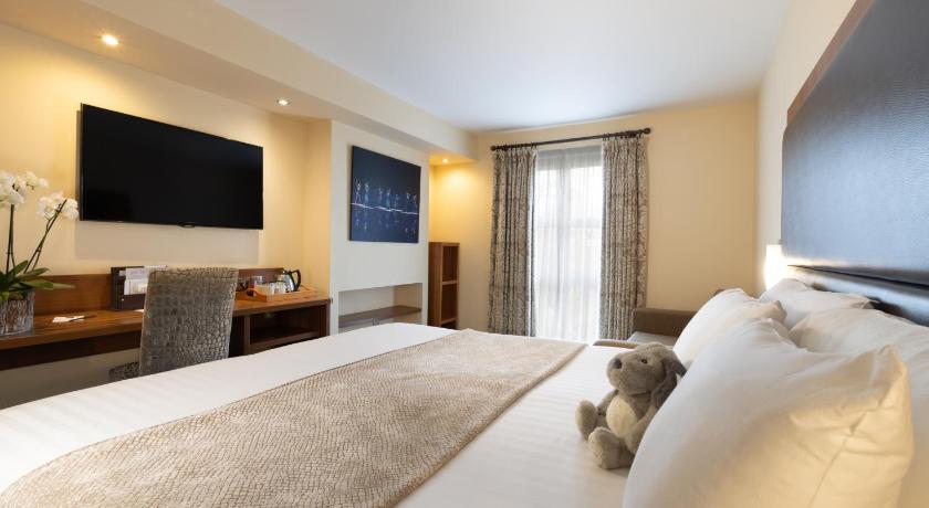 Image of Deluxe Family Room 0