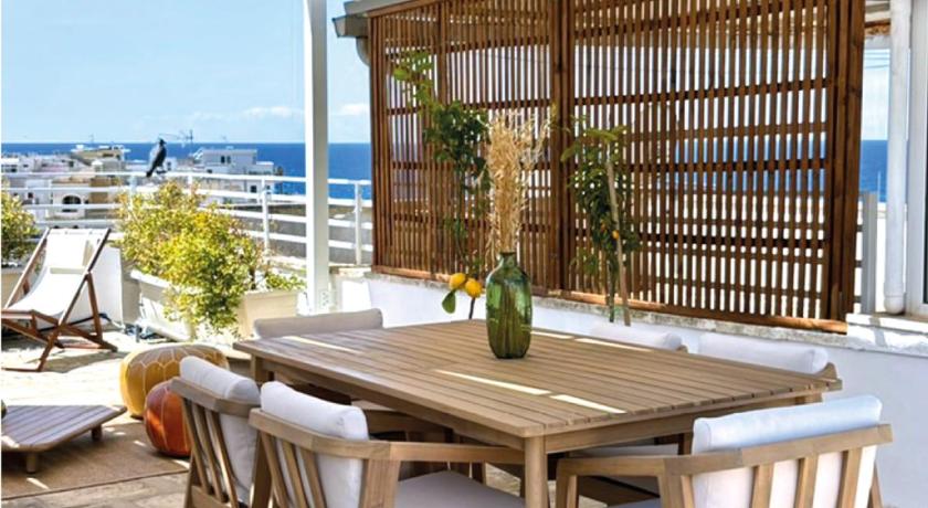 La Loggia - Guest House