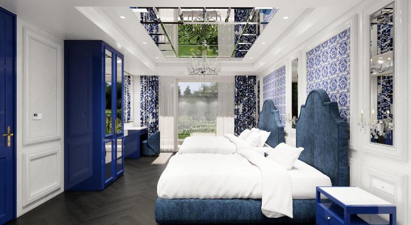 Image of Pent House 6