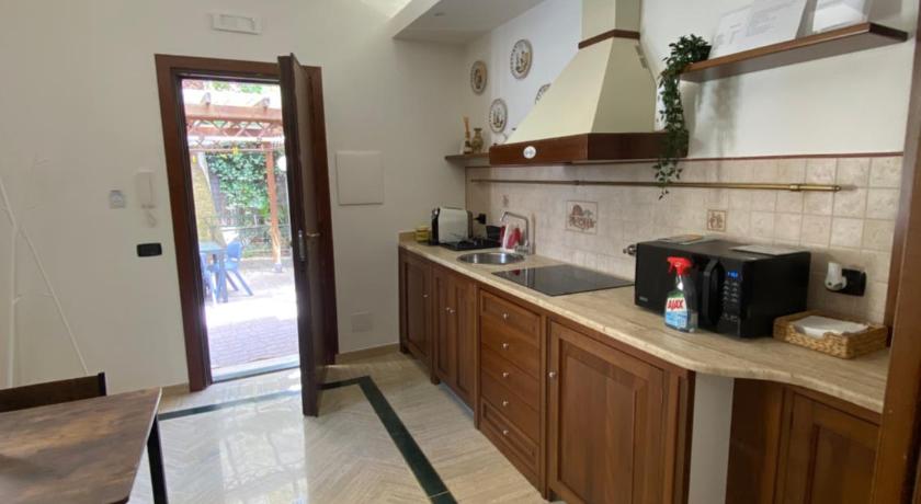 ローマ la casetta di Silvia 4つ星 シングルルーム 施設