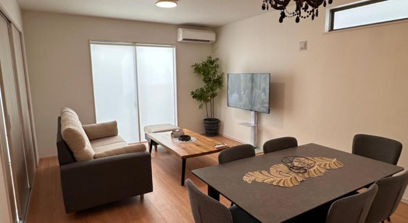 오키나와 본섬 AKEMIO-House 4성급 싱글룸 외관