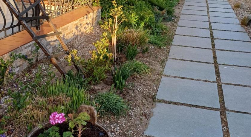 诺韦古特基 Gosciniec Twoje Mazury nad jeziorem Sniardwy tuz obok plazy 4星级 酒店 设施