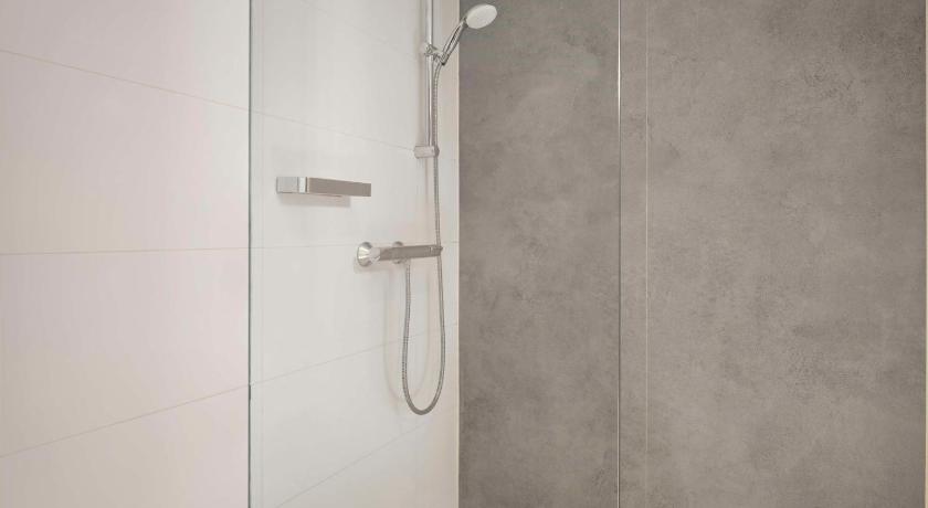 Superior klases numurs ar 2 vienvietīgām gultām (Superior Twin Room) attēls 11