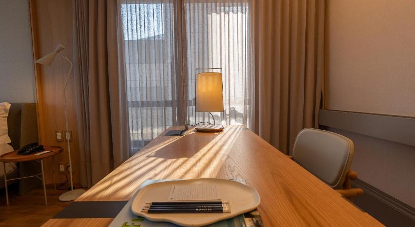 Image of Deluxe Suite 10
