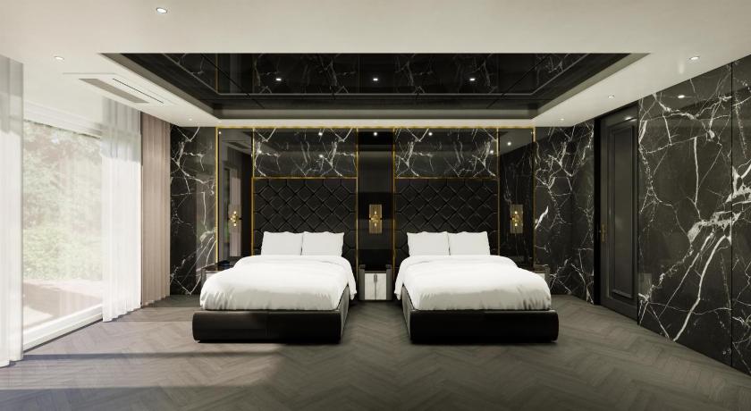 Image of Royal Penthouse 9