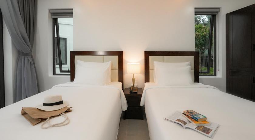 Image of Twin Room with Pool View 6