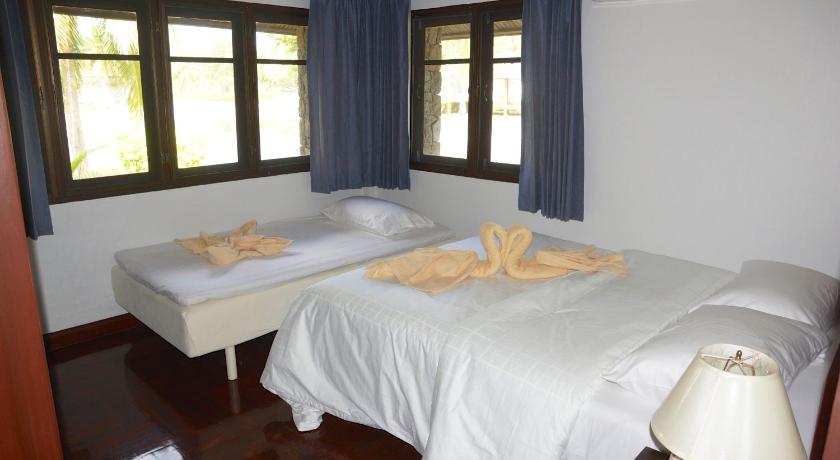 Rock Garden E28 4 bedroom Pool villa photo
