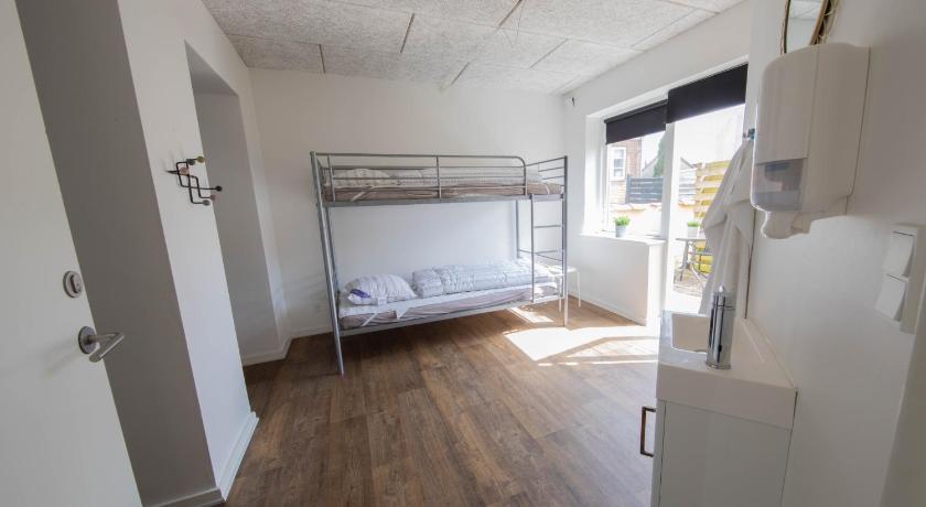 Image of Two-Bedroom Bungalow 4