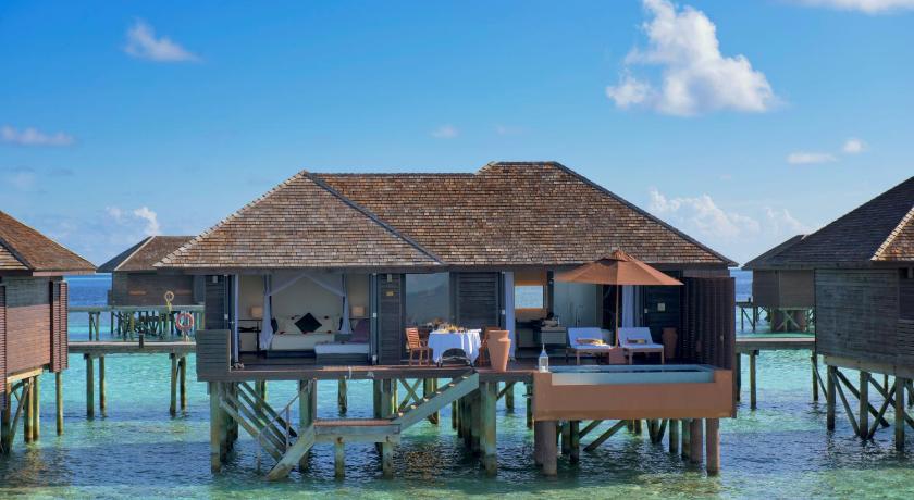 Afbeelding van Deluxe Watervilla met privézwembad - Gratis drijvend ontbijt (eenmaal per verblijf) voor boekingsdata vanaf 10 februari 2026 en verblijfsdata van 11 april tot en met 30 september 2026 (Deluxe Water Villa with Private Pool - Complimentary Floating Breakfast (once per stay) for book dates, 10th FEB 2026 onwards, and stay dates 11 April to 30 September 2026) 1
