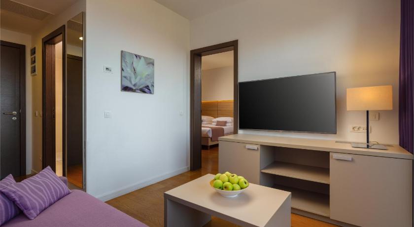 Image of Suite with Balcony and Sea View 2