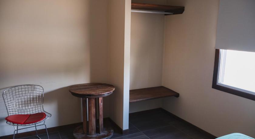 Image of Deluxe Triple Room 15