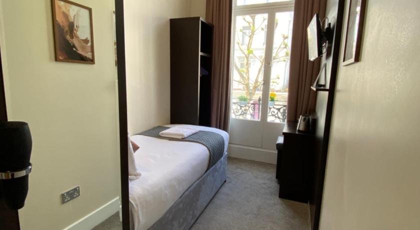 Immagine di Singola (Single Room) 4