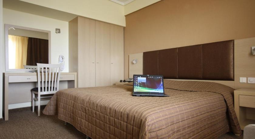 Image of Triple Room 0