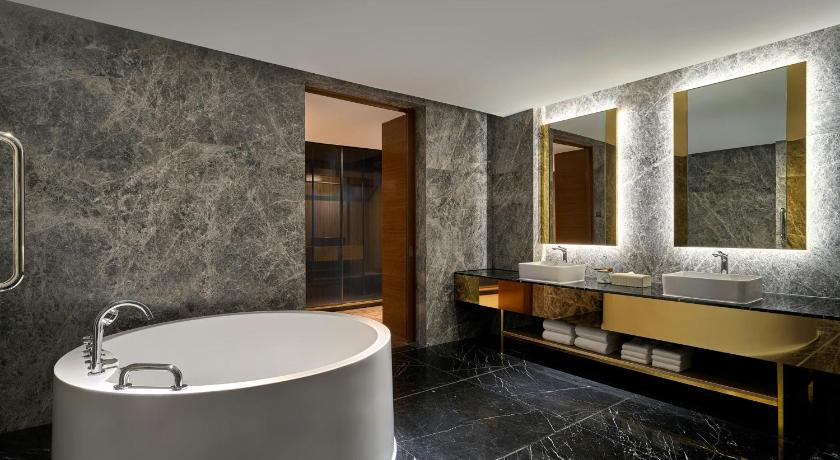 รูปของPresidential Two-Bedroom Suite - Club Lounge Access 4