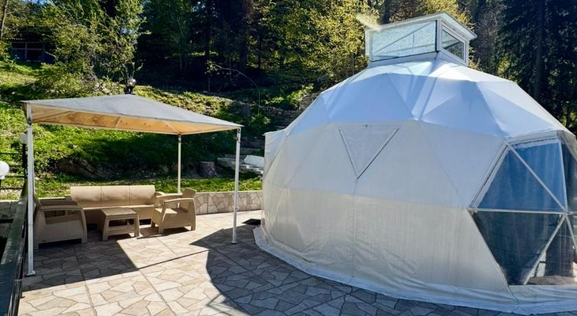 赛尔梅 Sairme Glampings 5星级 酒店 泳池