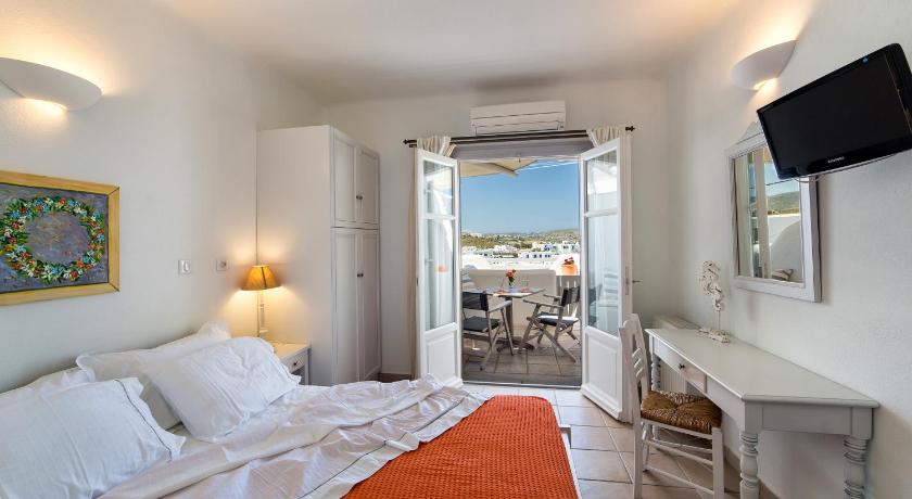 Yades Suites & Spa - Adults only photo