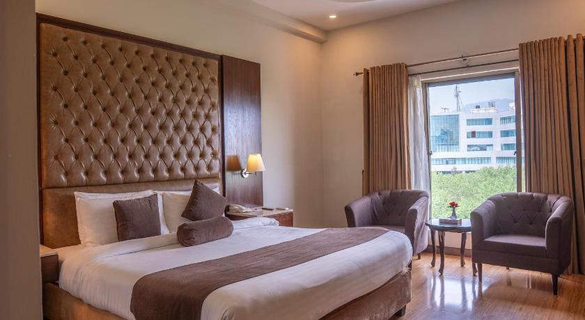 Legend Hotel Islamabad – Islamabad, OH