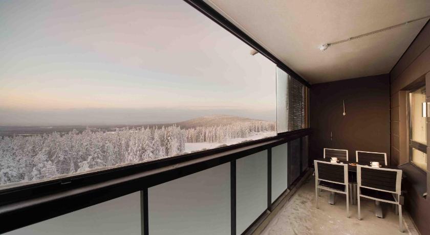 Hotel Levi Panorama & Levi Chalets photo