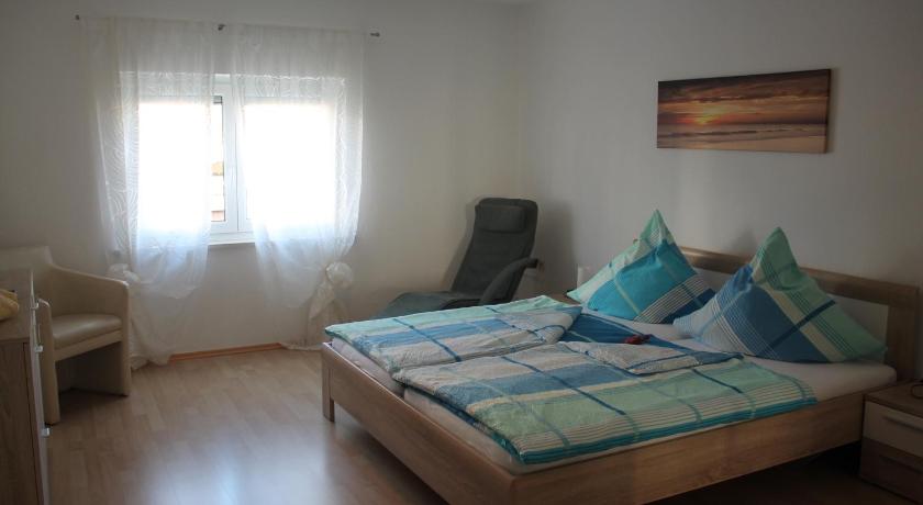 Appartements-Steinkirchner — Hotel in Straubing