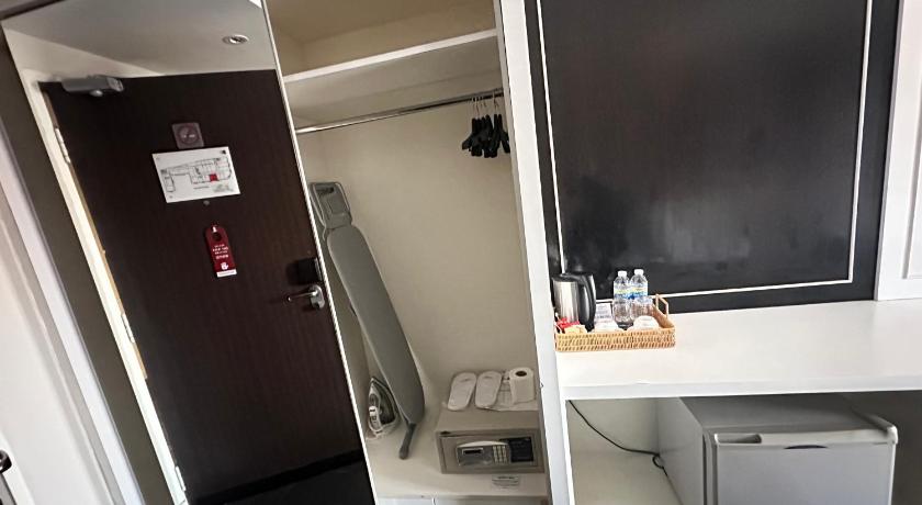 Image of Superior Twin Room 7