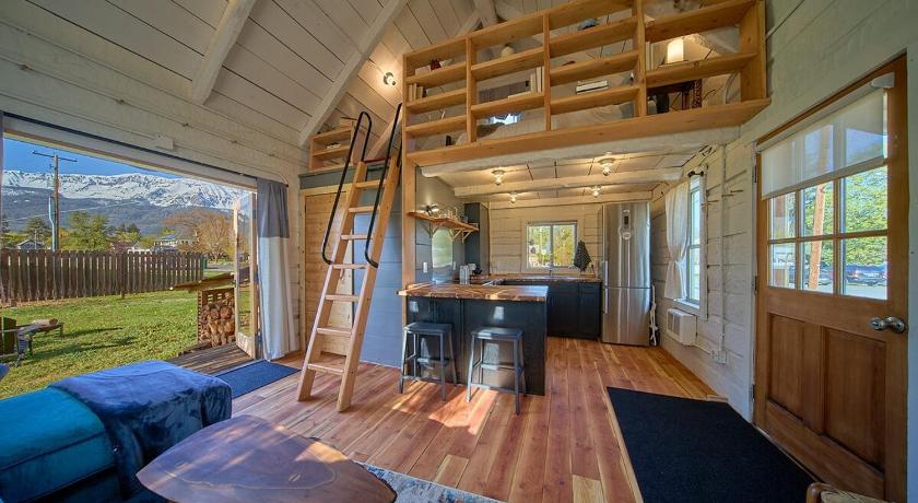 조셉 New Everything! Gorgeous Log Cabin in Downtown Joseph 3성급 숙소 로비