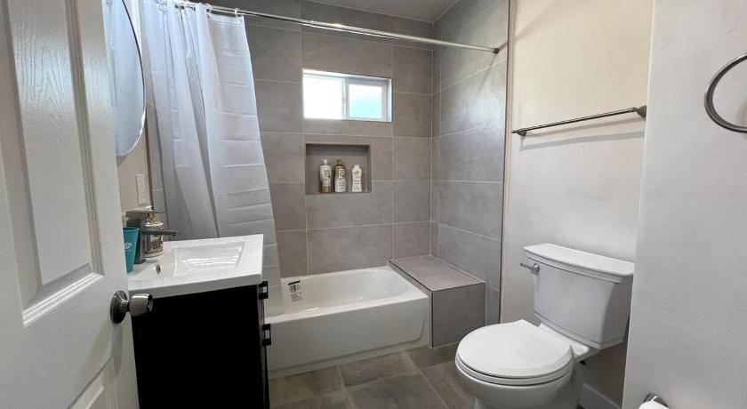 볼드윈 파크 (CA) Fully remoded 1B1B Home in baldwin Park3369A 4성급 숙소 스위트룸