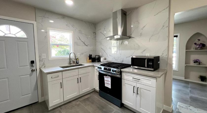 볼드윈 파크 (CA) Fully remoded 1B1B Home in baldwin Park3369A 4성급 숙소 레스토랑