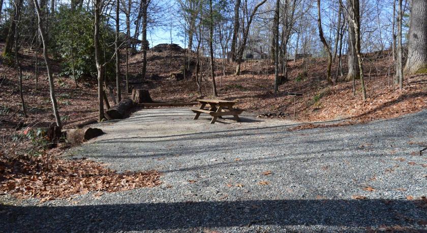 Linville Falls Linville Falls Campground, RV Park, and Cabins 4-Star Accommodation exterior