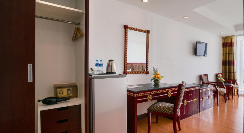 Image of Deluxe Sea View 8