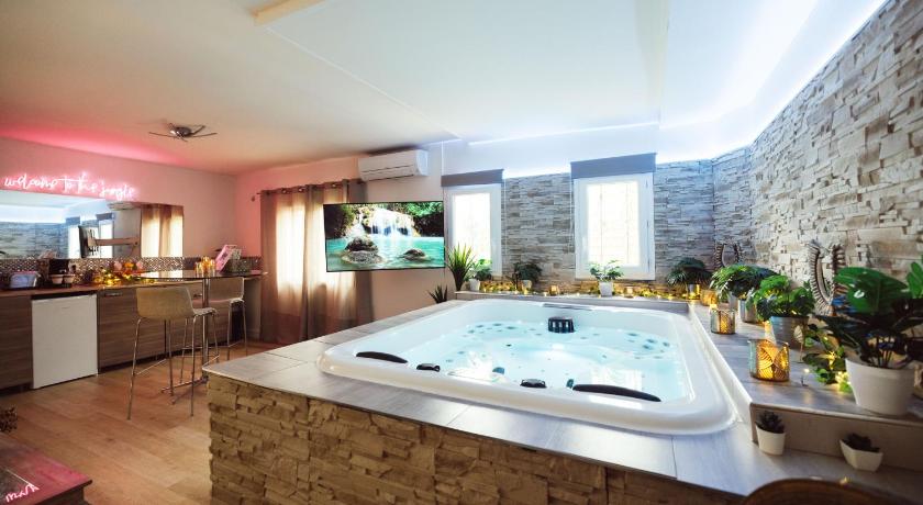 Suite & Spa La Perla Bianca – Grabels, FL