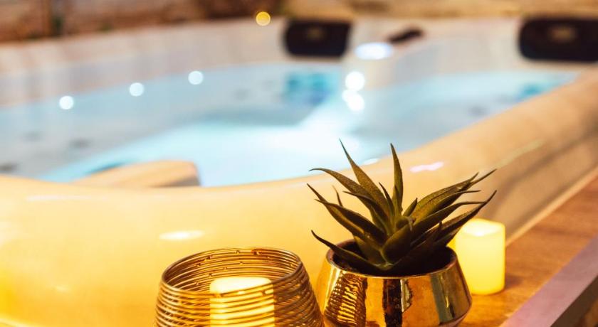 Suite & Spa La Perla Bianca – Grabels, FL