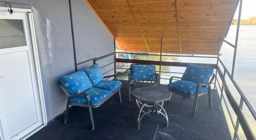 Stari Slankamen SplavTisa-Titel 2-Star Single Room pool