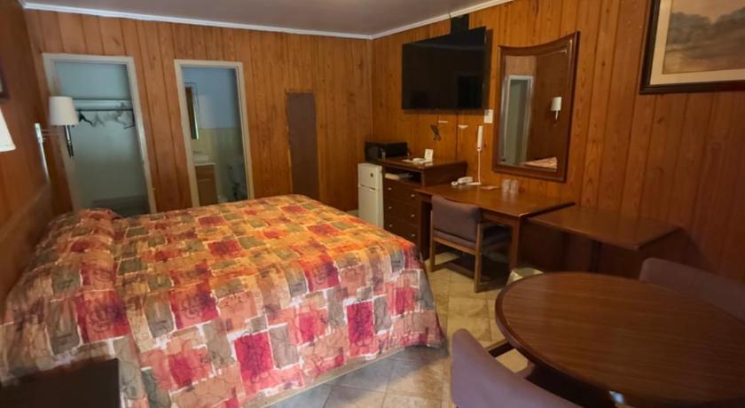 Marshall (TX) Texas Inn Motel 1-Star Accommodation suite