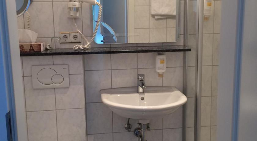 Book From Nz 79 Pius Hof Haus Iii No Breakfast In Ingolstadt