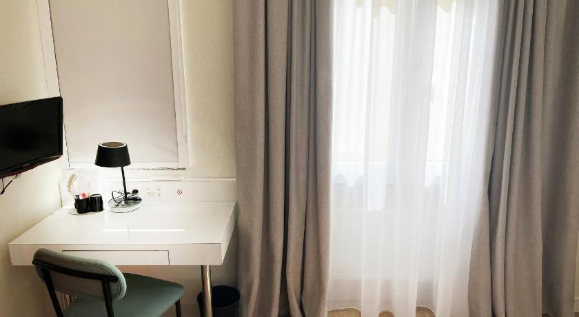 Image of Standard Single Room 5