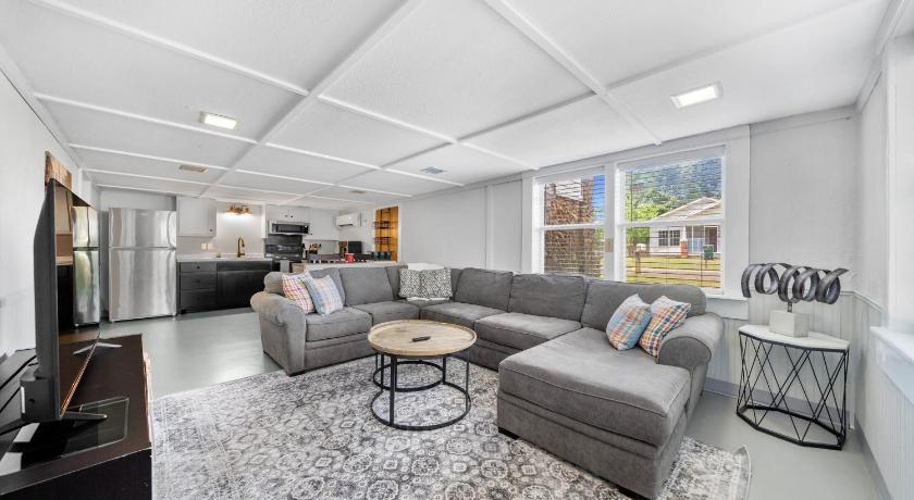 러슬빌 (AR) Amys Place Remolded 4 Bedroom near Arkansas Tech 4성급 숙소 로비