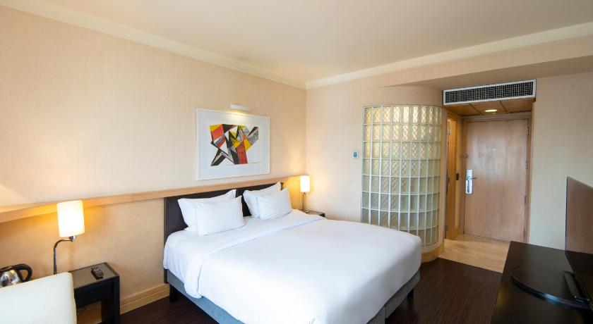 Image of Superior Room with City View 0