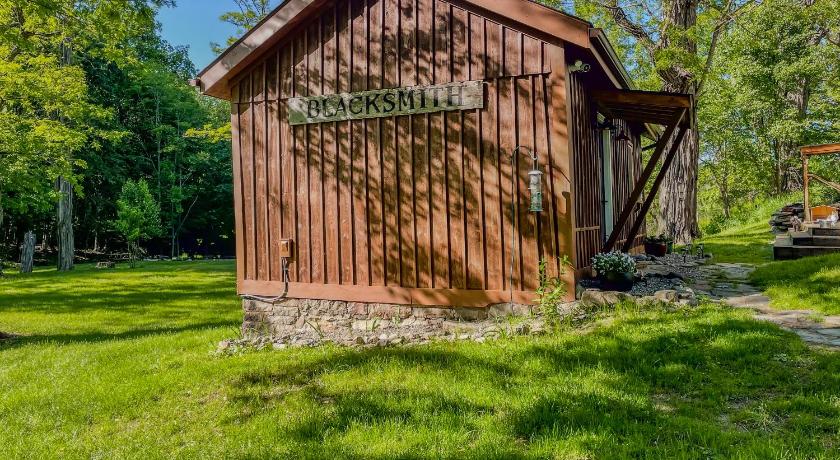 몽고메리 (NY) Cozy Cabin Gateway with Pool and Firepit 4성급 숙소 스위트룸