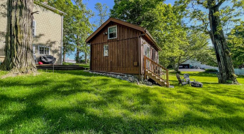 몽고메리 (NY) Cozy Cabin Gateway with Pool and Firepit 4성급 숙소 로비