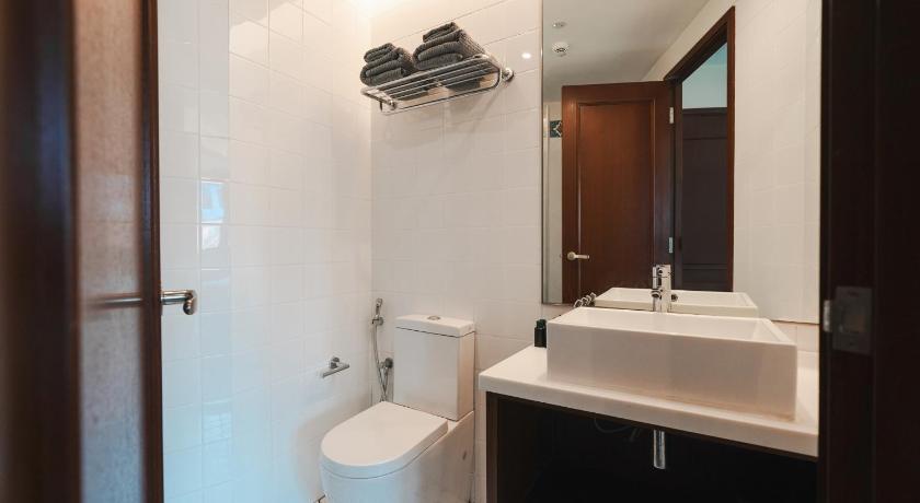 Image of Large Triple Room 7