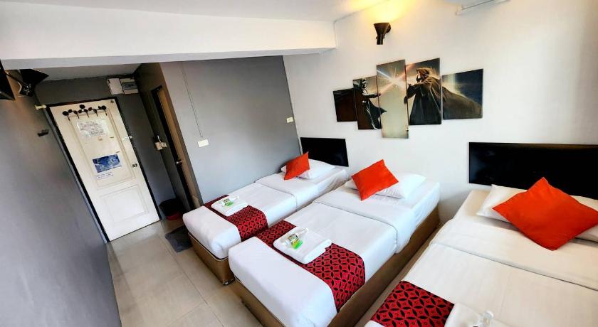 Image of Family Room with Balcony 9
