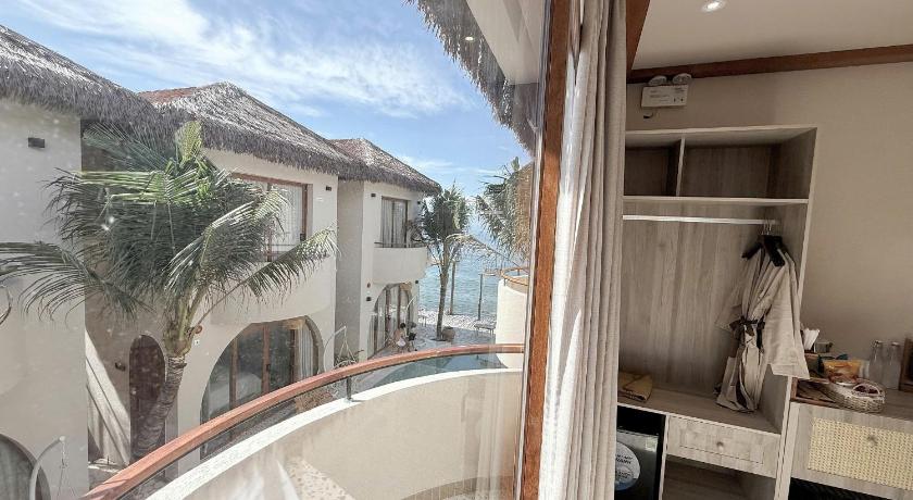 泳池景雙人房 (Double Room with Pool View)的照片 1