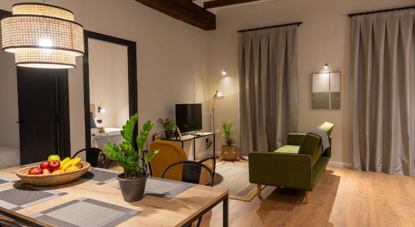 サン・ジョアン・デスピ Apartaments Casa Maragall 4つ星 ゲストハウス スイート