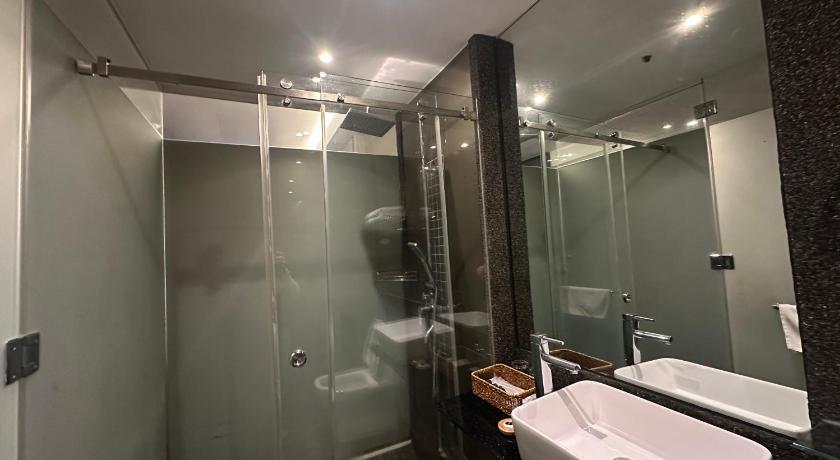 Image of Deluxe Double Suite 2
