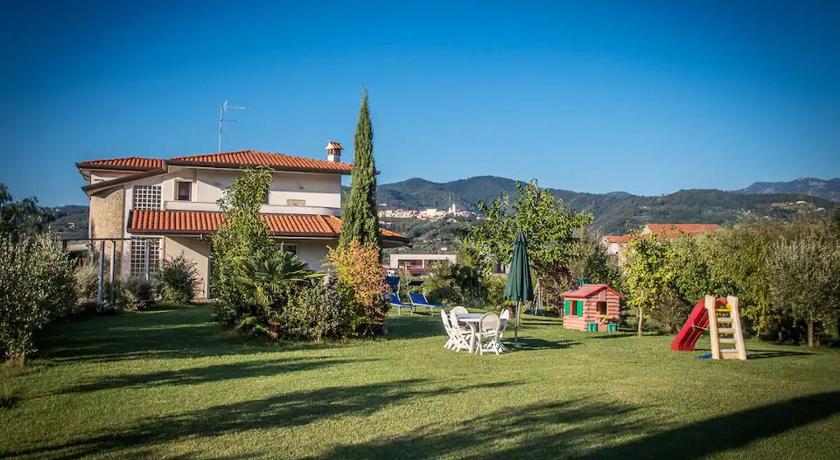 Photo of Villa Diana - Agoda Discount Booking