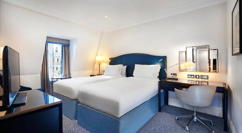 Deluxe szoba 2 külön ággyal (Twin Deluxe Room) fotója 1