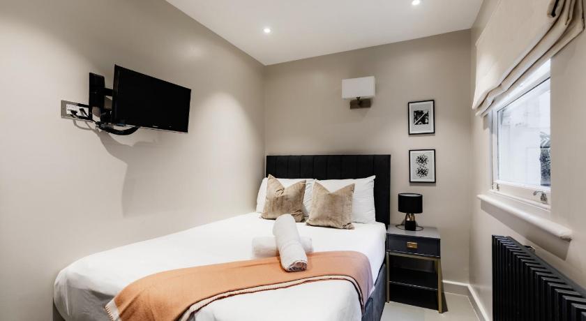 Image of 3 Bedroom Apartment 8