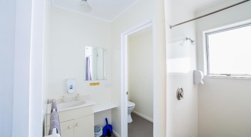Image of Two Bedroom Motel 2