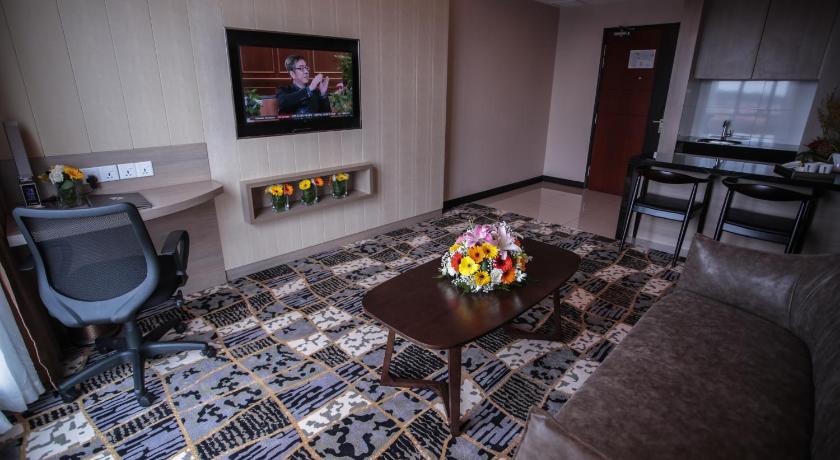 Image of Family Suite 8